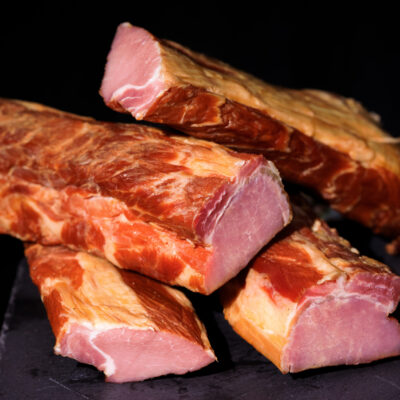 MUSCHI MISTREȚ - Tălmăcel